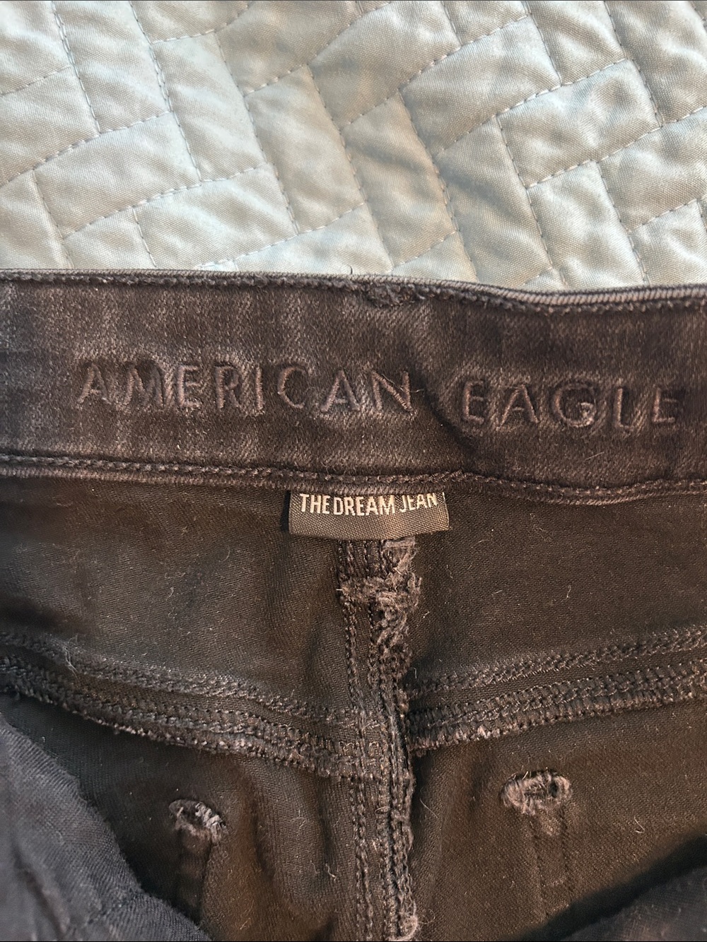 American Eagle high Rise Jeggings/Jeans with Knee Rips